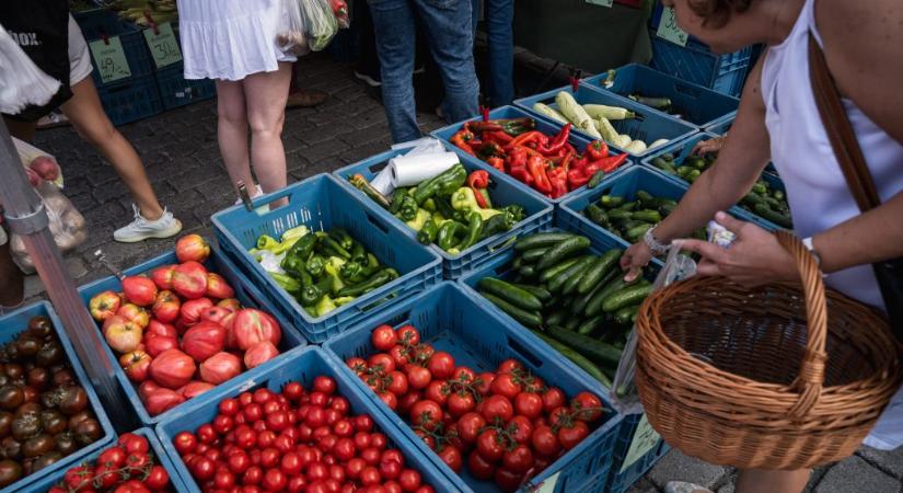 Hátat fordíthatnak a nyugdíjasok a termelői piacoknak: falba ütközhet az áfa-visszatérítés