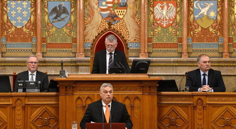 Orbán Viktor élőben a parlamentben: újabb részletek várhatók a bejelentett intézkedések kapcsán