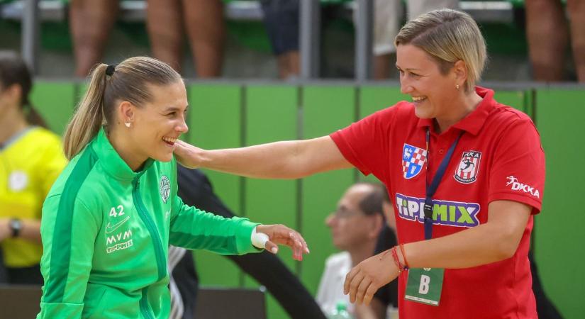 Klujber Katrin reakciója egy régi fotó láttán