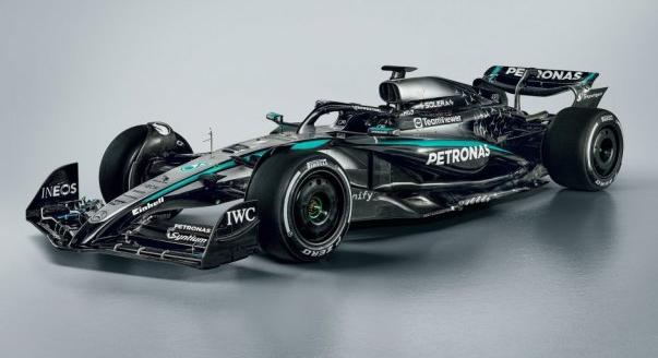 Megérkezett a Mercedes új F1-ese, a W16-os!