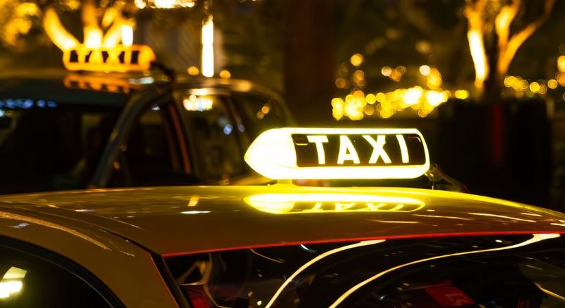 Őrület! Taxis csempészte az illegális migránsokat, döntött a Pécsi Ítélőtábla