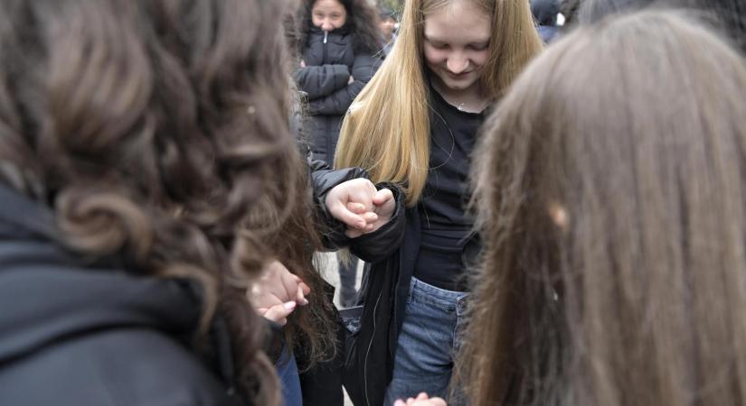 Megvan, hogy hány ponttól lehet szóbelizni az ELTE Radnóti Miklós Gyakorló Általános Iskola és Gyakorló Gimnáziumába