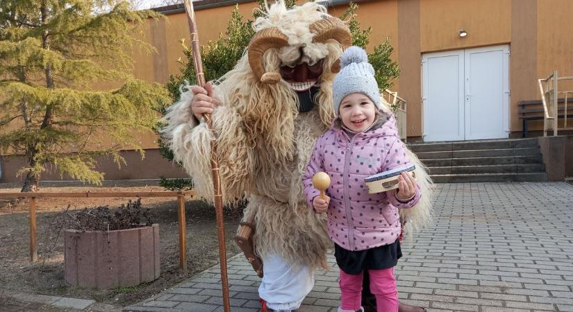 Harcba szálltak a téllel a kis településen! (Videóval)