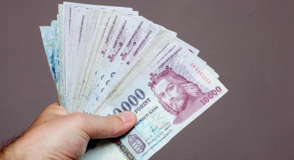 Szépeket álmodhat, ha megnézi a forint árfolyamát