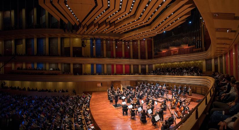 Egy mesterien felépített program – Zimmermann, Liszt és Mahler a Concerto Budapest előadásában