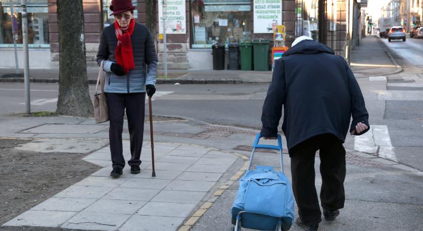 Nagyjából 600 forintos visszatérítésre számíthatnak a nyugdíjasok