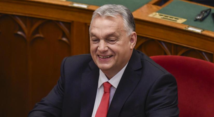 7,1 millió forintra nő Orbán Viktor fizetése márciustól