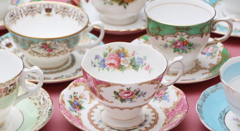 Milliókat érhetnek a nagyszüleid porcelánjai