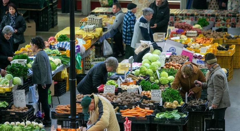 Több marad a zsebben! Így reagáltak a nyugdíjasok Orbán Viktor bejelentésére – videóval