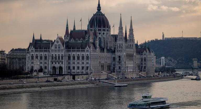 Vitézy Dávid: Minden híreszteléssel ellentétben a főváros működik