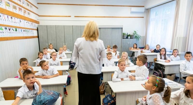 Több mint huszonnégyezer szülő kért iskolahalasztást a gyermekének