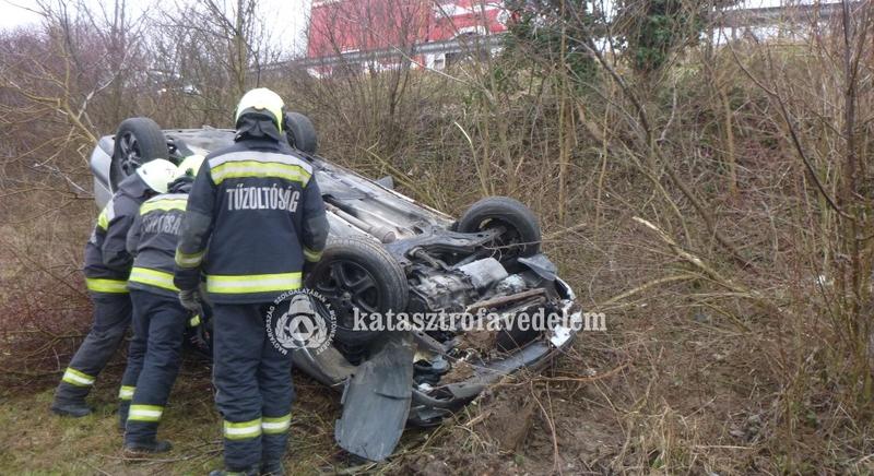 Törtek az autók kedden