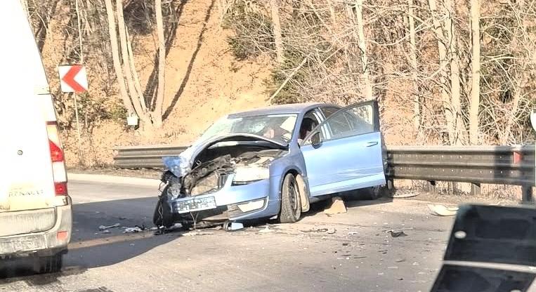 Teherautóval ütközött egy személygépkocsi Csíkszereda és Szentegyháza között