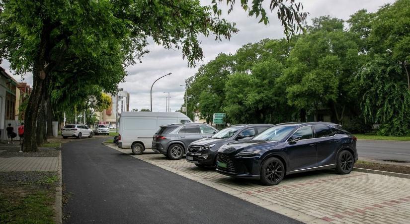 Okosabb parkolási rendszerrel lesz jobb a debreceni közlekedés