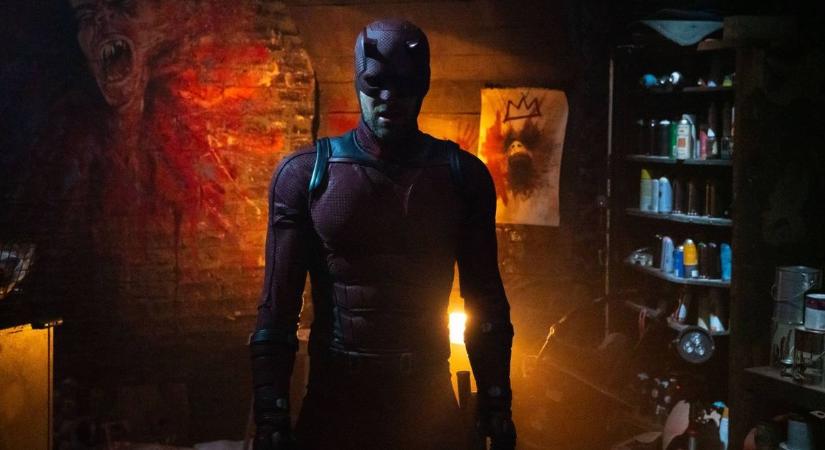 Törött csontokkal és szuperlatívuszokkal hangolódhatunk a Daredevil: Born Again érkezésére