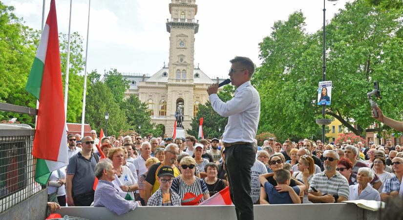 Magyar Péter Hódmezővásárhelyre látogat