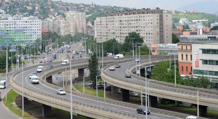 Szombattól indul a Flórián téri felüljáró rekonstrukciója: erre készüljenek