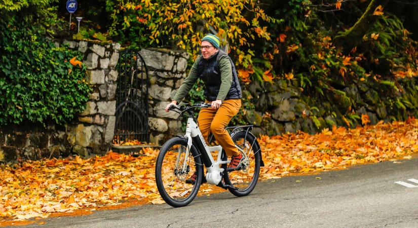 Miért válasszuk az elektromos autó helyett az e-bike-ot városban?