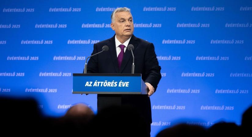 Orbán Viktor hamarosan beszédet mondt a veszprémi CODE átadásán