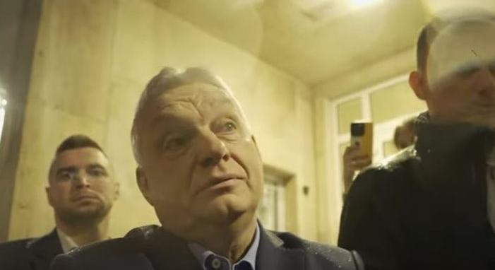 „Biztos érdekelte őket, nem nézek ilyeneket, rágalmazásokkal nem foglalkozom” – Orbán Viktort a Direkt36 filmjéről kérdezték