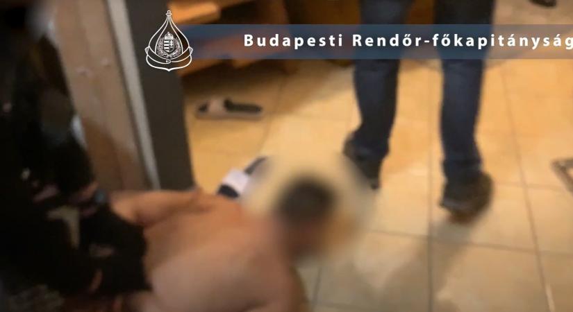 Korhatáros videón, ahogy elkapják a pesti Gina-terjesztő drogmaffia vezetőit