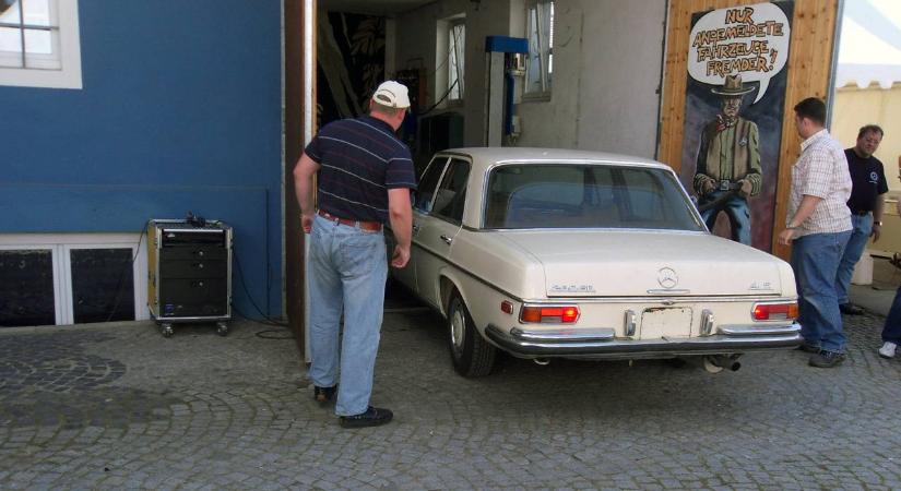 Könnyebbé válhat a külföldi autók honosítása, de a megoldás további kérdéseket vet fel