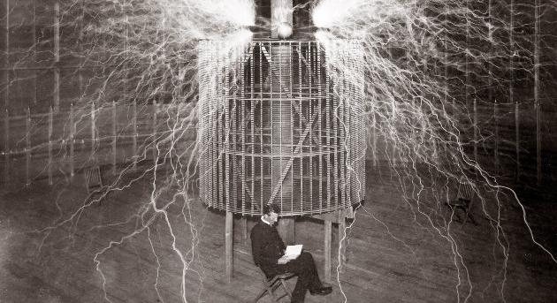 Tesla és Edison: az „áramok háborúja”