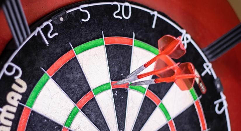 Jótékonysági darts versenyt szerveznek Dorogon