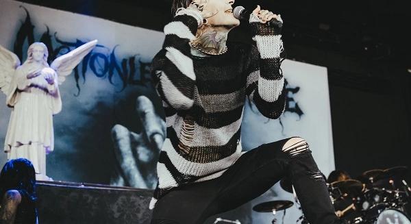 Chris Motionless rossz hírt közölt az új Motionless In White albumról