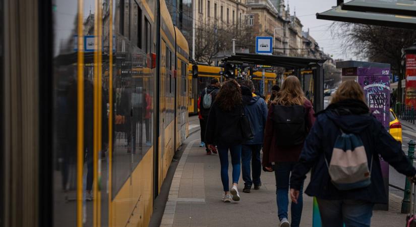 Pótlóbuszozásra felkészülni márciustól, karbantartásra megy a 6-os villamos