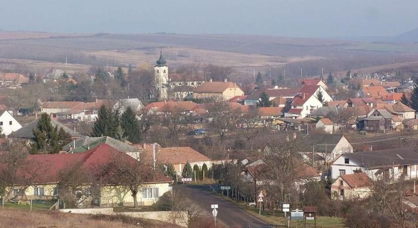 Leszálltak az idegenek? Vagy valami egészen más? Durva, mit fotóztak a levegőből Novajnál