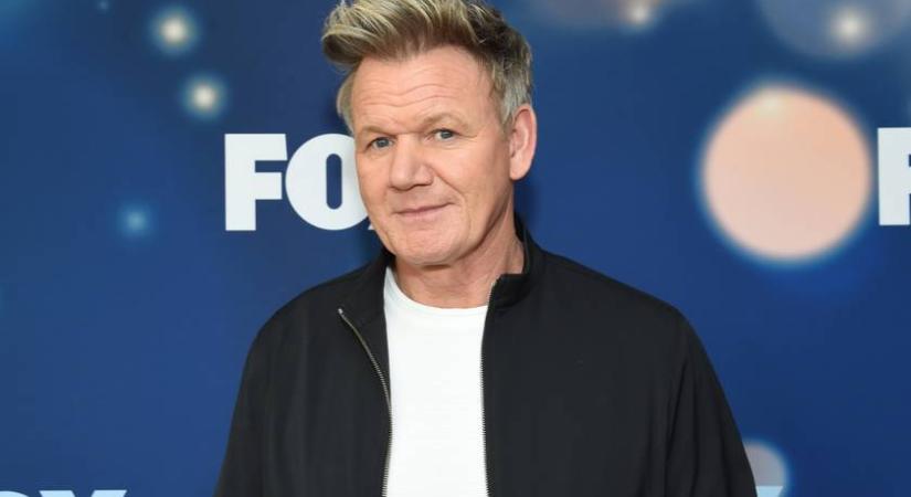 Gordon Ramsay 50 éves felesége testhezálló estélyibe bújt: a 6 gyerekes Tana ilyen karcsú