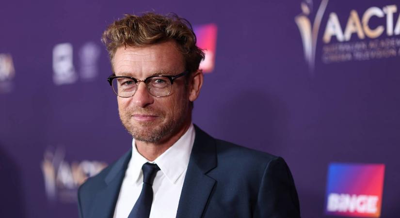 Gyönyörű nő Simon Baker lánya, Kate Hudson mellbedobással promózza új sorozatát