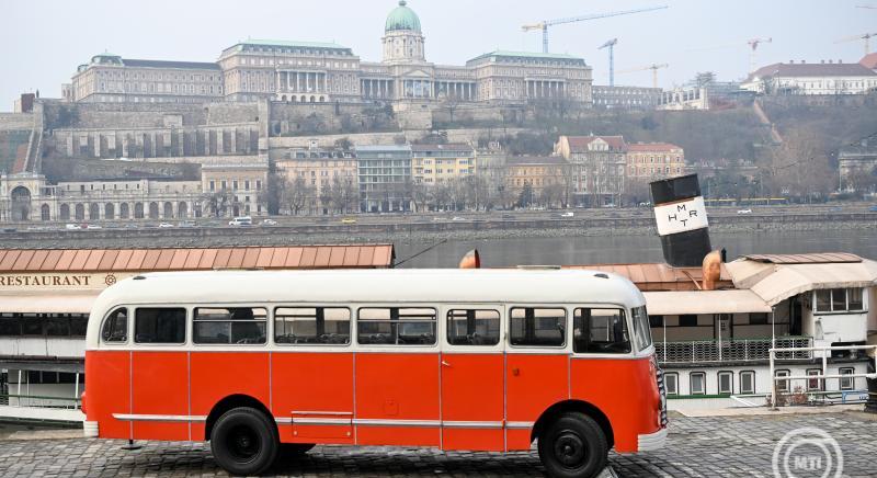 Ikarus 30-as autóbusszal bővítette gyűjteményét a Magyar Műszaki és Közlekedési Múzeum