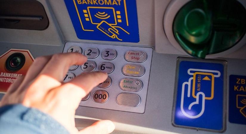 Elvitték az ATM-et, bakonyi települések lakói bánják – Megkérdeztük az okokat