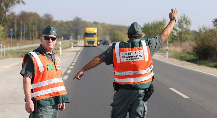 Ünnepel a NAV - nagyot kaszáltak ezzel a rendszerrel