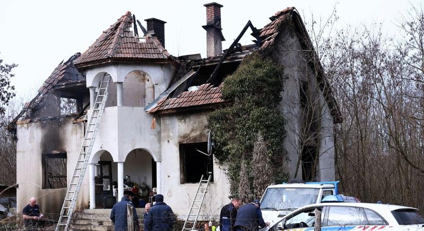 Bennégett a házában egy kéleshalmi férfi, a lángok mindent elpusztítottak – galériával, videóval