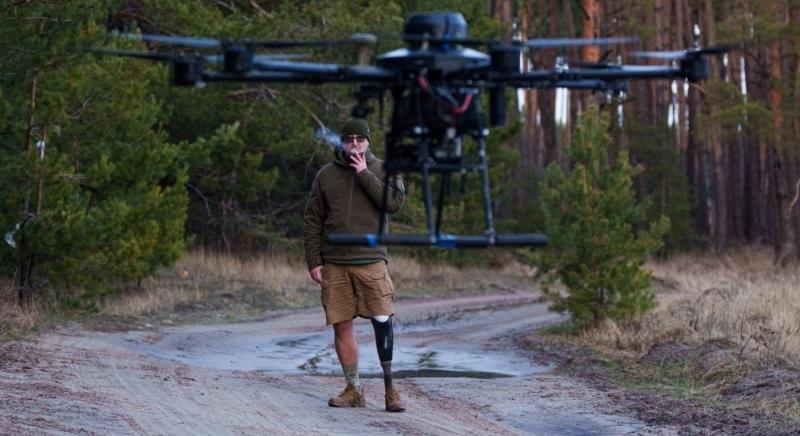 Katonák, akik láb vagy kar nélkül is visszatérnek a háborúba