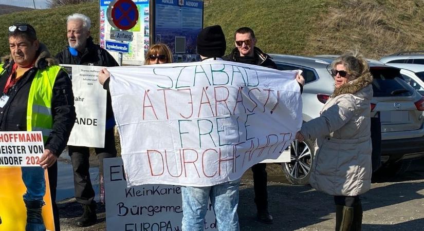 Burgenlandi határzár - A szabad átjutásért tüntettek az osztrák határ mellett