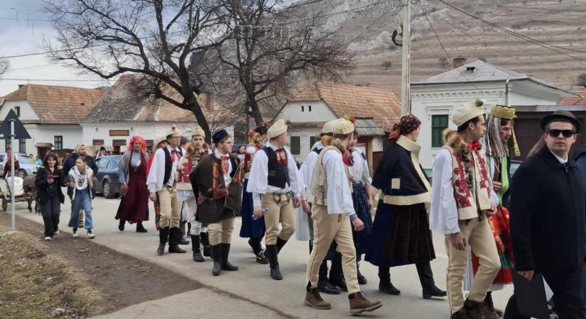 Elűzték a telet Torockón (VIDEÓ)