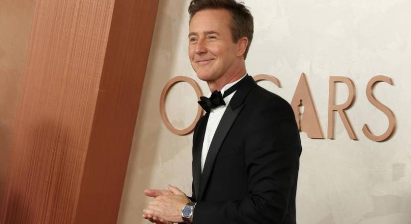 Edward Norton így káromkodott az Oscar-gálán, miután elhappolták előle a díjat: videón a kínos eset