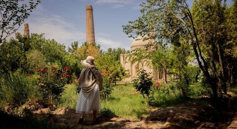 Elképesztő veszélyeket vállalva fedezi fel egyre több turista Afganisztánt