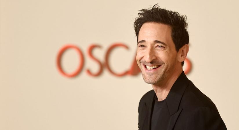 Hoppá! Forró csókban forrt össze az Oscar-gálán Halle Berry és Adrien Brody