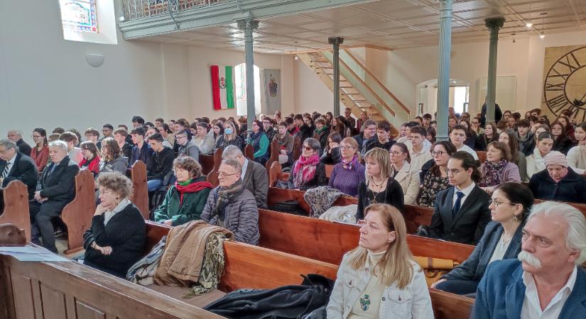 Vásárhely, a befogadó város emlékezett ma Németh Lászlóra