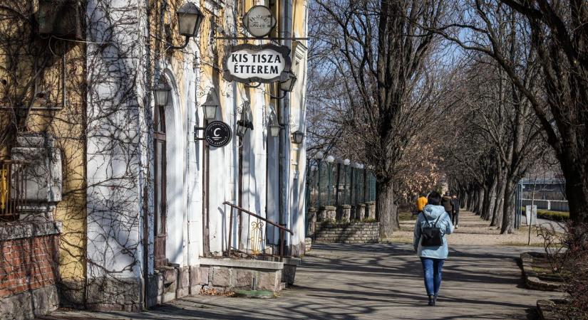 Szabadba csábít a napsütés – varázslatos fotók készültek Szolnokon – videóval