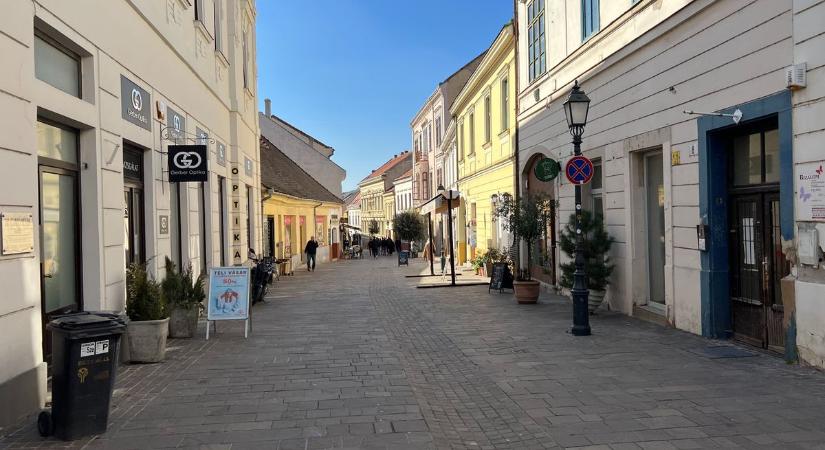 Szép csendben bezárt Pécs egyik kedvenc dönerezője