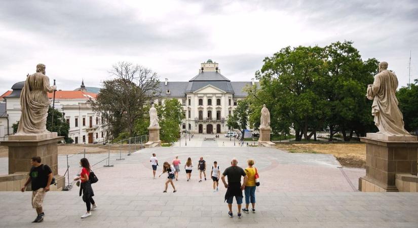 Ismét indul kántor szak az egri egyetemen