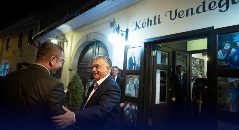 Orbán Viktor a magyar–macedón csúcsra készül