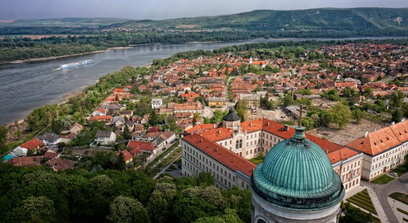 Nem semmi aszfaltbetyárt fogtak a magyar rendőrők: a fiatal fiú apukája bizony tejelhet