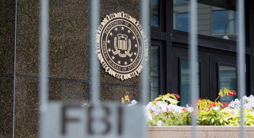 Terrorfenyegetéssel gyanúsít az FBI egy román diákot